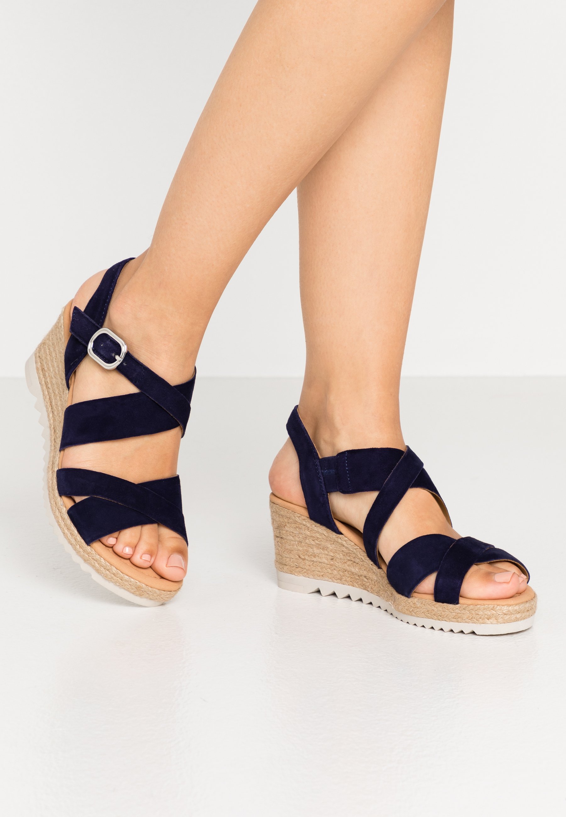 Gabor Comfort Sandalen met plateauzool - bluette/Blauw - Zalando.nl