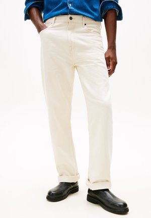 WASHED RELAXED WHITE JEANS - Jeans Straight Leg - ecru