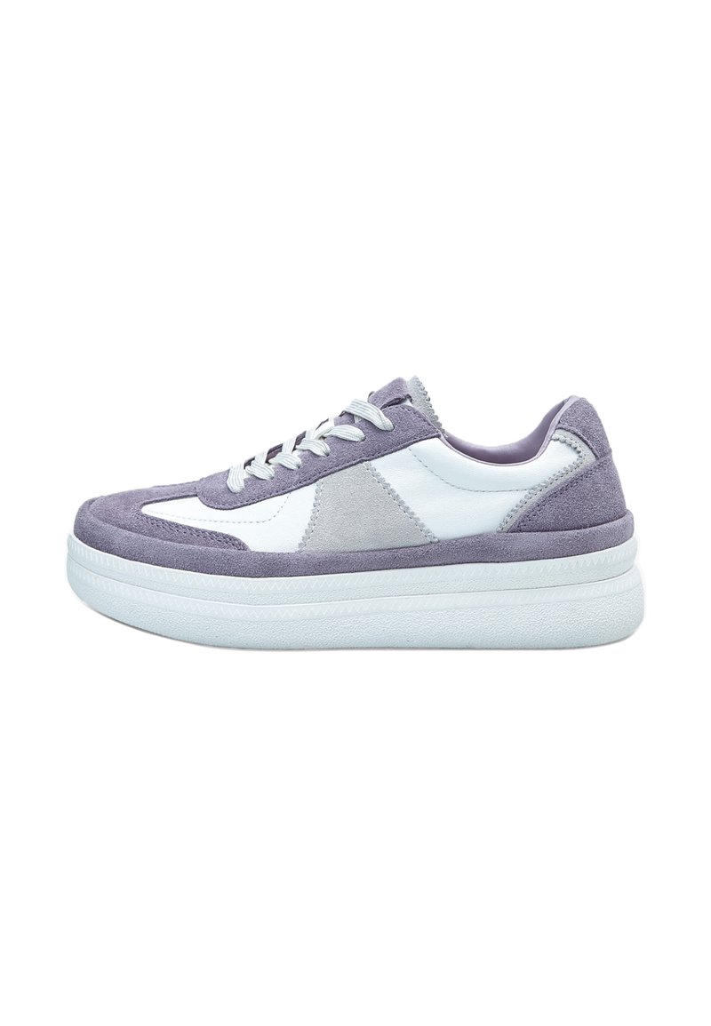 Lillad ja valgetel sneakeritel on nubuk- ja nahkvars, paks valge tald ning klassikaline sidumise disain koos mustriliste detailidega.