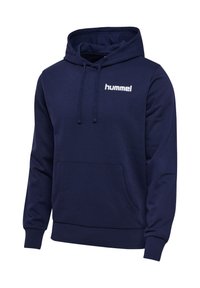 Marinblå huva tröja i mjukt tyg, med en framficka och en vit "hummel" logotyp på bröstet.