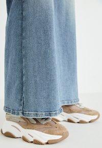 POSSESSIONE - Sneakers - oatmeal