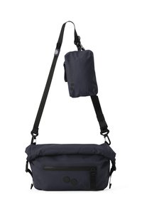 pinqponq - AKSEL SHOULDER BAG BLACK - Umhängetasche - pure navy Thumbnail-Bild 1