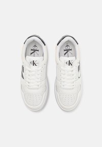 Calvin Klein Jeans BOLD LACE - Zapatillas - bright white/black