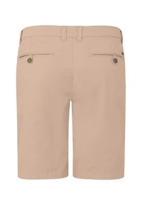 Beige Shorts mit geradem Schnitt, ausgestattet mit zwei Gesäßtaschen mit Knopfverschluss und einer glatten, leichten Stoffstruktur.