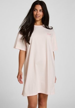 Hunkemöller, HUNKEMÖLLER ROUNDNECK NIGHTSHIRT - Chemise de nuit / Nuisette - pink