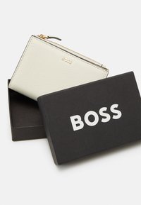 BOSS ALYCE FLAP WALLET - Peněženka - soft cream