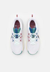 Nike Performance REACTX PEGASUS 5 - Trail hardloopschoenen - white/black/court blue/cedar/bicoastal
