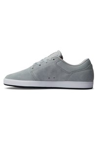 Unselected, xsws grey white grey