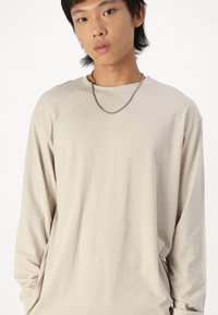 Only & Sons ONSARGI TEE UNISEX - Topper langermet - silver lining