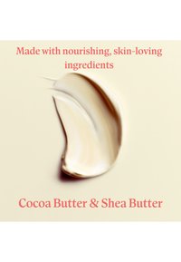 Des traces de lotion beige crémeuse mettent en valeur les ingrédients nourrissants pour la peau, le beurre de cacao et le beurre de karité, avec un texte mettant en avant leurs bienfaits pour la peau.