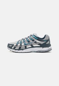 Não selecionado, armory navy/metallic silver/flat silver/white/armory navy