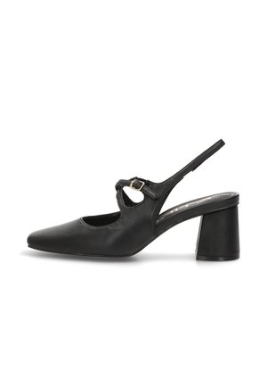 Zapato de tacón negro de piel con diseño slingback, punta afilada, corte en la parte lateral, hebilla ajustable y tacón mediano para mayor estabilidad.
