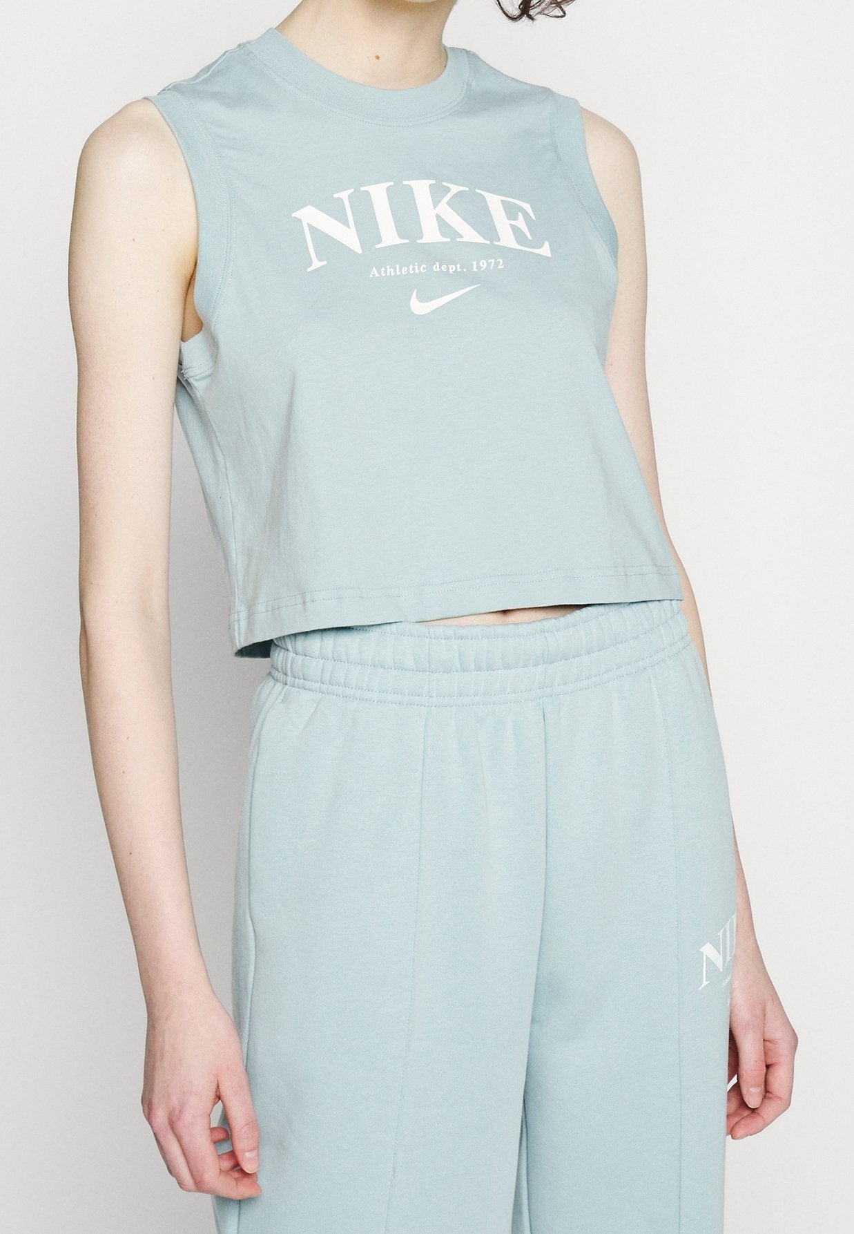 mint nike top
