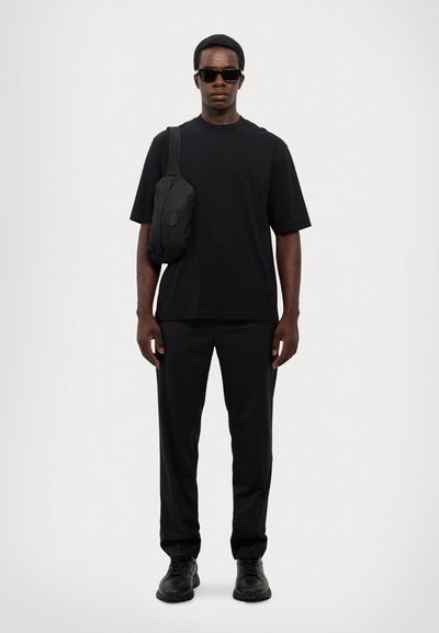 Filippa K MOCK NECK TEE - Βασικό μπλουζάκι - black