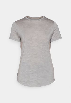 Kortärmad, ljusgrå t-shirt i mjukt material med rund halsringning och rundad nederkant. Har en liten logotags på vänster sida.