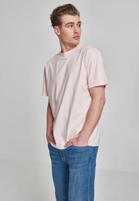 Urban Classics Tricou basic - lightrose