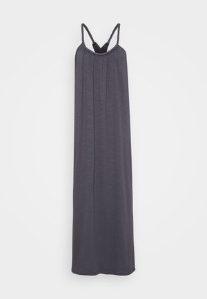 Vestido maxi sem mangas em cinza escuro, com alças trançadas e decote franzido, apresentando uma textura suave e macia. Sem padrões visíveis ou acessórios.