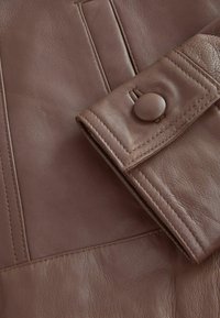 Next Kožnata jakna - chocolate brown