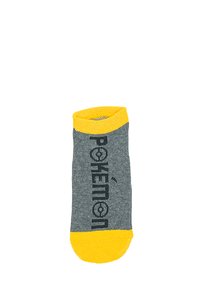 Calcetín gris con punta y puño amarillos, que presenta un diseño en texto negro de "POKÉMON". Textura de punto con parte superior acanalada para un ajuste seguro.