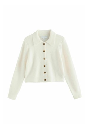 Witte gebreide cardigan met lange mouwen, een kraag en zes bruine knopen aan de voorkant.