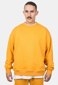 Blackskies HEAVYWEIGHT CREWNECK - Sportska majica - mustard