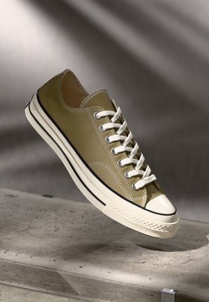 Converse CHUCK 70 UNISEX - Sneakers - swamp core/egret/black