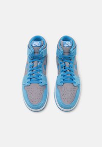 Jordan AIR JORDAN 1 ZM CMFT 2 - Vysoké tenisky - cement grey/white/university blue