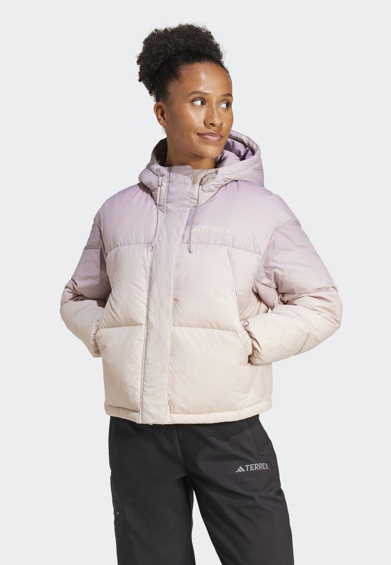Adidas Terrex XPLORIC WOMEN WIND.RDY GRADIENT GOOSE DOWN JK - Dunjakke - preloved fig