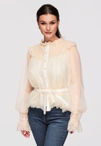 Sélectionné, beige