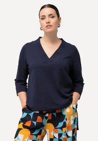 Ulla Popken V-AUSSCHNITT 3/4-ARM - Langarmshirt - marine