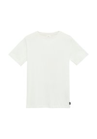 Witte katoenen t-shirt met korte mouwen, ronde hals en een klein zwart label aan de linkerkant vlakbij de zoom. Soepele textuur, eenvoudig ontwerp.