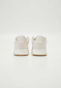 adidas Originals CAMPUS 00S UNISEX - Sapatilhas - alumina/off white/gum