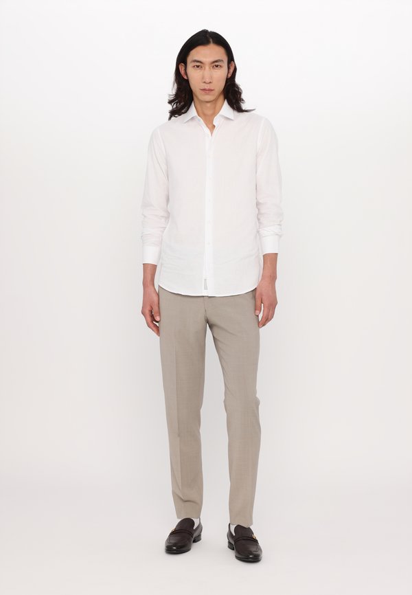 STRUCTURED DOBBY SLIM SHIRT - Shirt4