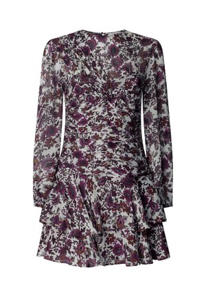 Bloemenjurk met paarse en bordeauxrode patronen op een doorschijnende witte stof, voorzien van lange mouwen en een uitlopende, gelaagde rok.