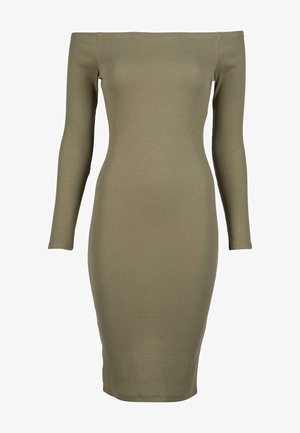 Olivgrünes, geripptes, schulterfreies Kleid mit langen Ärmeln und taillierter Silhouette, das bis zum Knie reicht. Keine sichtbaren Beschläge oder Muster.