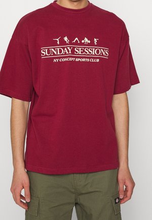 Camiseta estampada - dark red