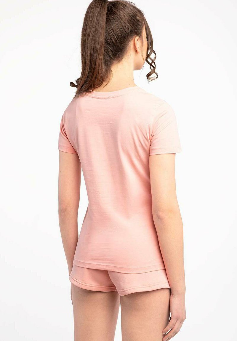 Damen T-Shirts | Guess BESSIE SS CN T-Shirt print pink - NK93522 Damen T-Shirts | Guess BESSIE SS CN T-Shirt print pink - NK93522