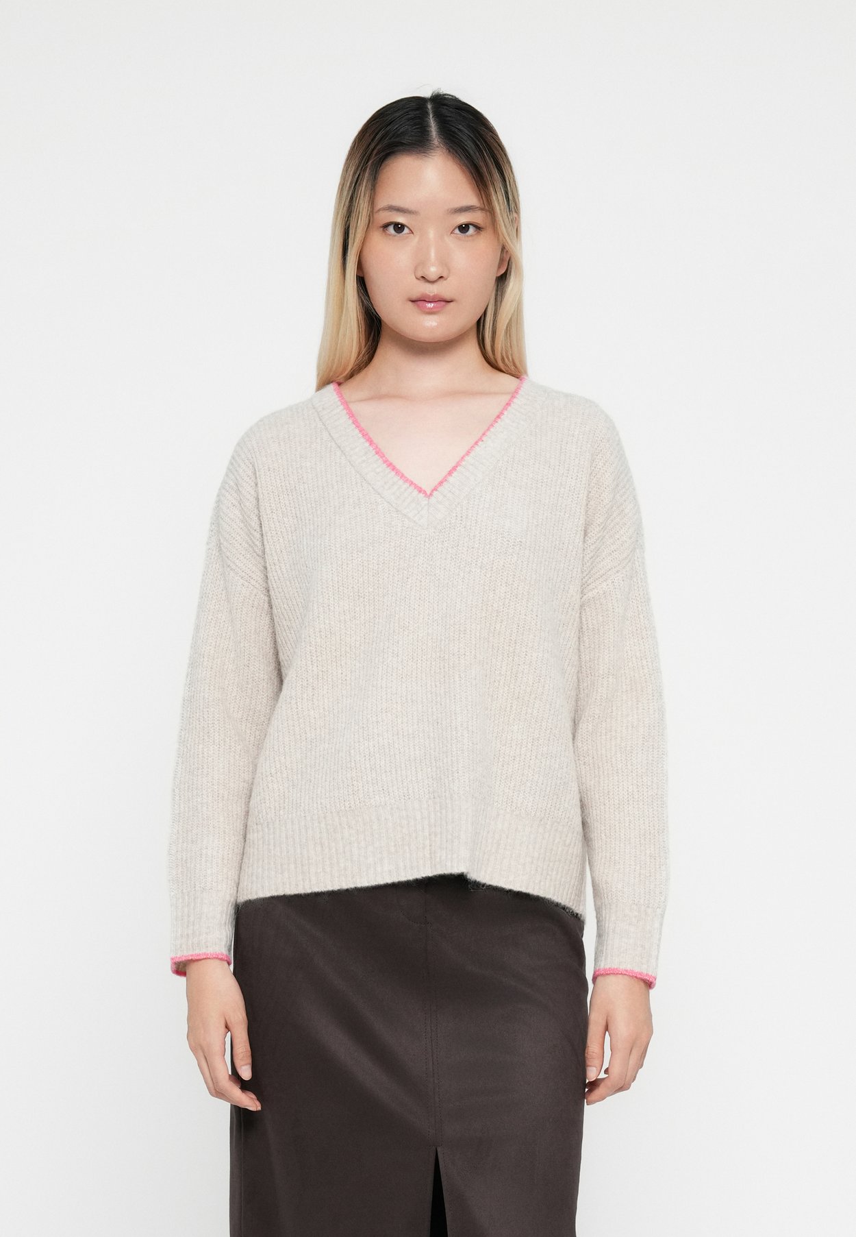 ONLHAVANNA V NECK