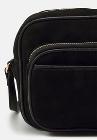 Zign LEATHER - Torba preko tijela - black