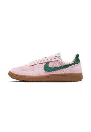 Nike Sportswear, WMNS NIKE FIELD GENERAL - Baskets basses - light soft pink gum dark brown fir
