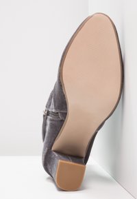 Steve Madden Botines - light grey