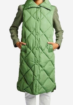 Rich & Royal, Veste sans manches - green