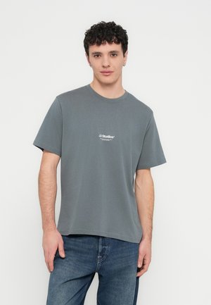 Jack & Jones JJESOHO TEE CREW NECK - Basic T-shirt - stormy weather