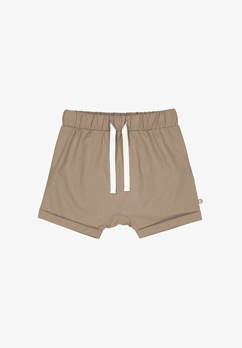 Pantaloni corti marroni con cintura elastica e cordino bianco. Presentano un orlo arrotolato e una texture del tessuto morbida. Progettati per comfort e facilità.