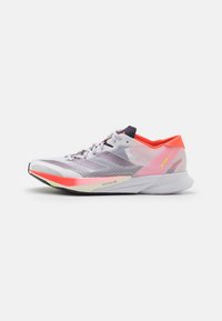 ADIZERO ADIOS 8 - Sapatos para corrida em estrada - footwear white/aurora metallic/solar red