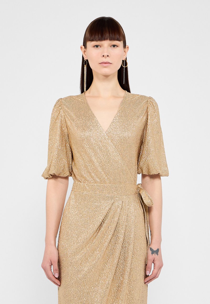 Ida Sjöstedt - DYLAN DRESS - Alkalmi viselet - gold, Nagyítás