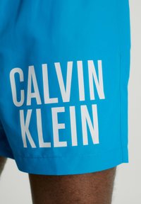 Calvin Klein Swimwear MEDIUM DRAWSTRING - Zwemshorts - clear turquoise