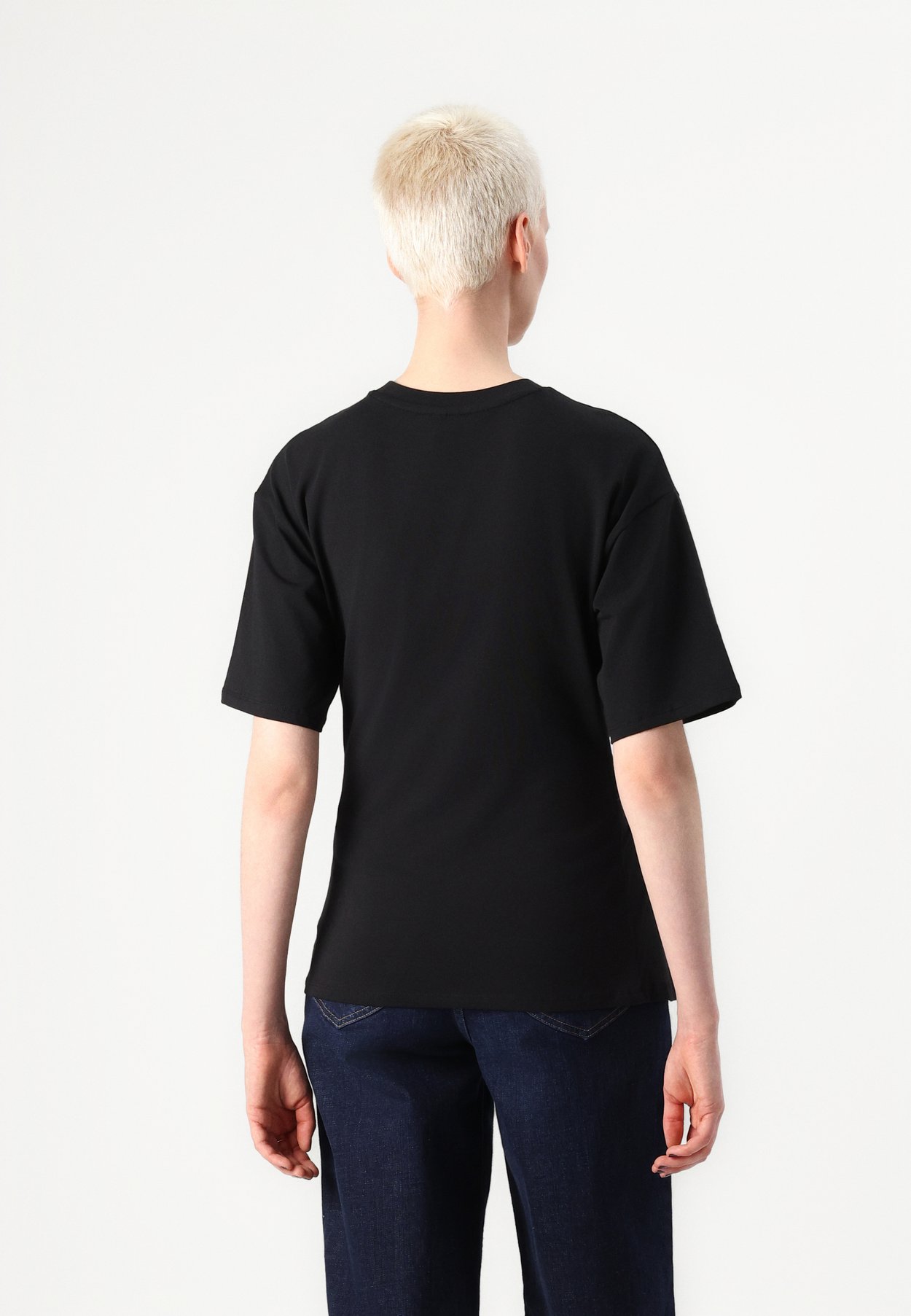 ONLCLEO O NECK 