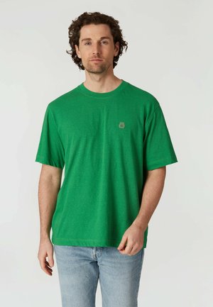 TORNADO - T-Shirt basic - med green