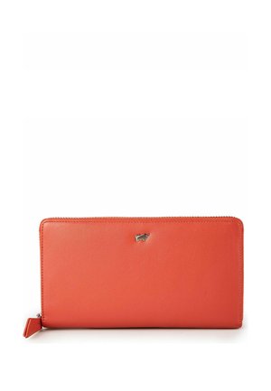 Long portefeuille rectangulaire en cuir orange avec fermeture éclair et petit emblème argenté en forme de chien au centre avant.